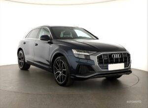 Audi Q8 suv, rok 2023