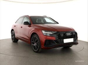 Audi Q8 suv, rok 2023